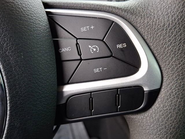 Used 2021 Jeep Renegade Sport image 16