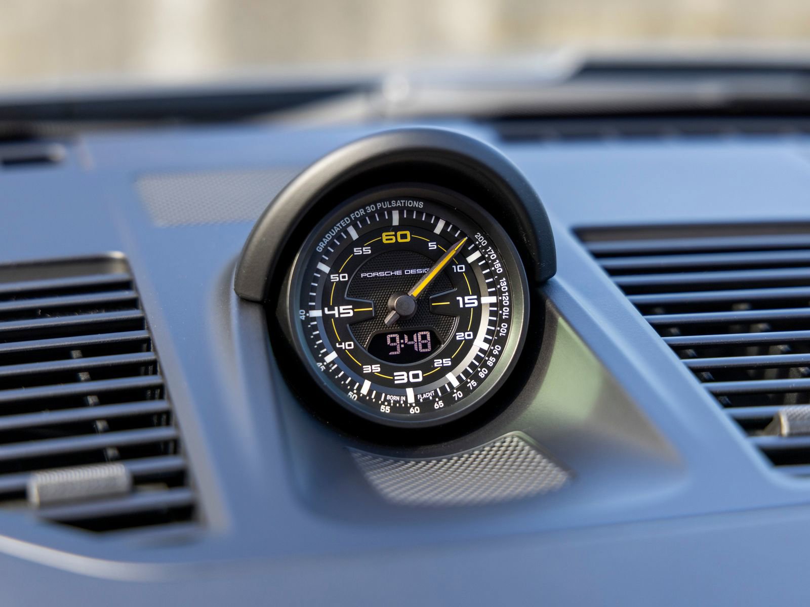 Certified 2025 Porsche 911 GT3 RWD image 43
