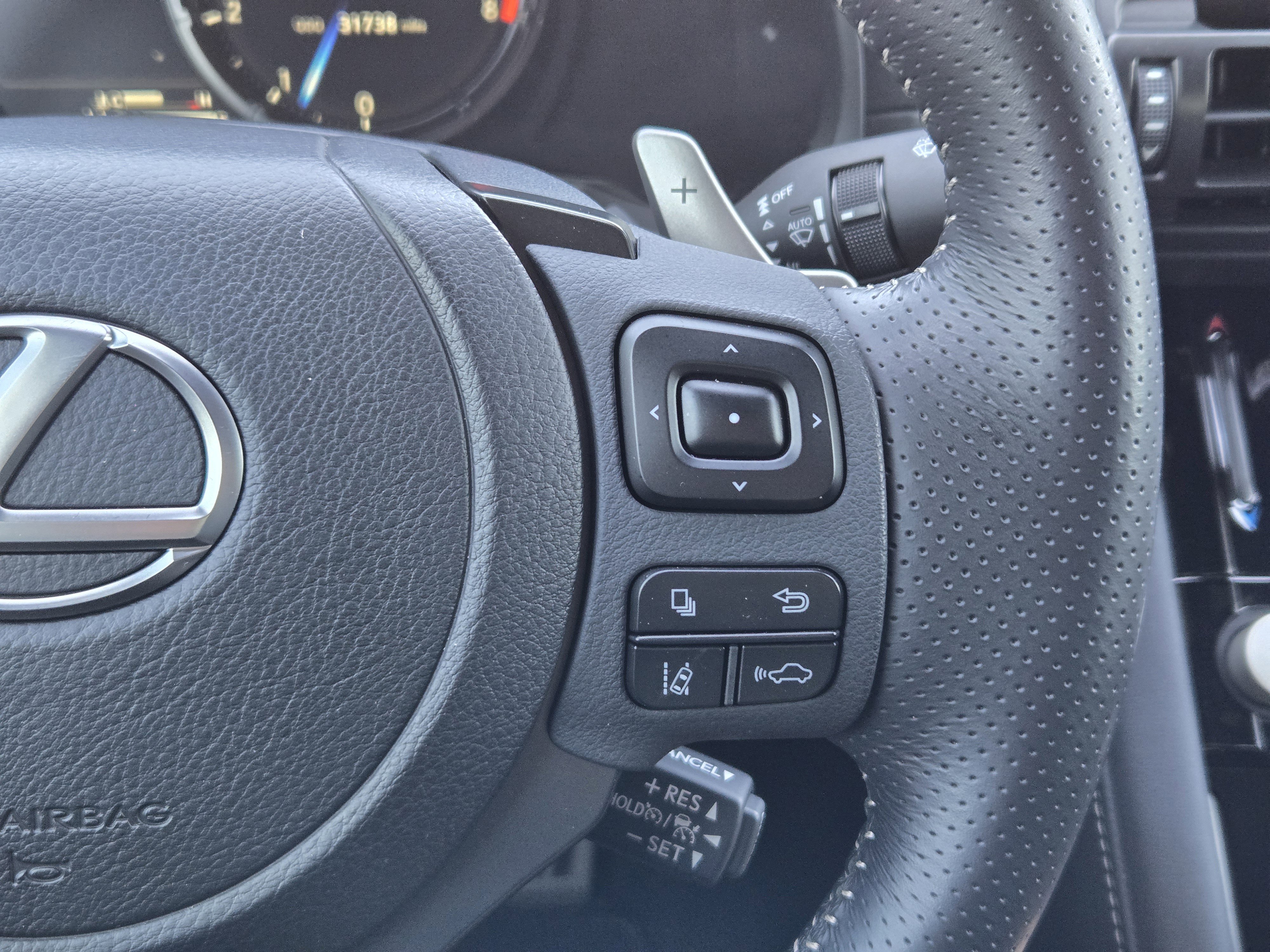 Certified 2023 Lexus IS 350 F Sport image 40