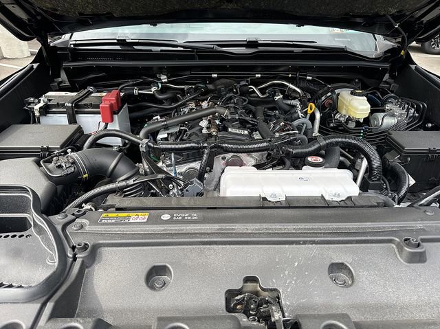 Used 2025 Toyota 4Runner Limited AWD/4WD image 27