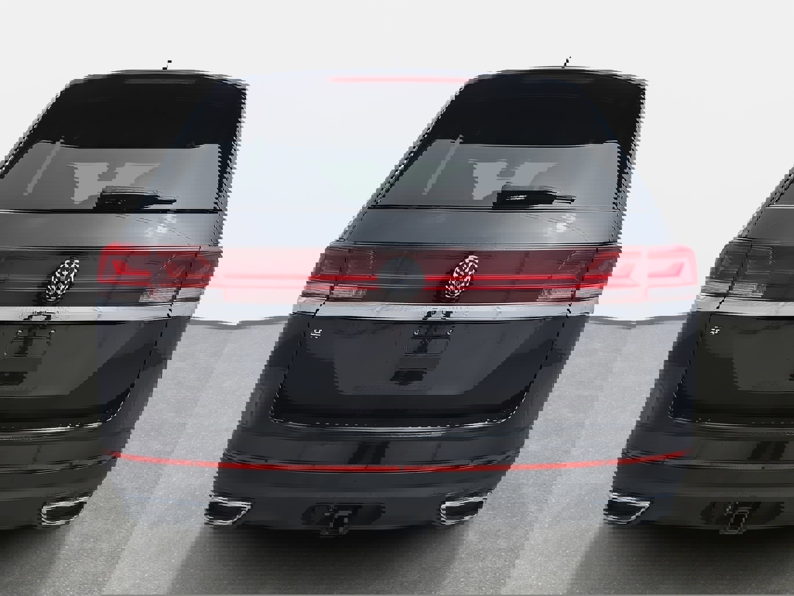 Used 2025 Volkswagen Atlas SE image 4