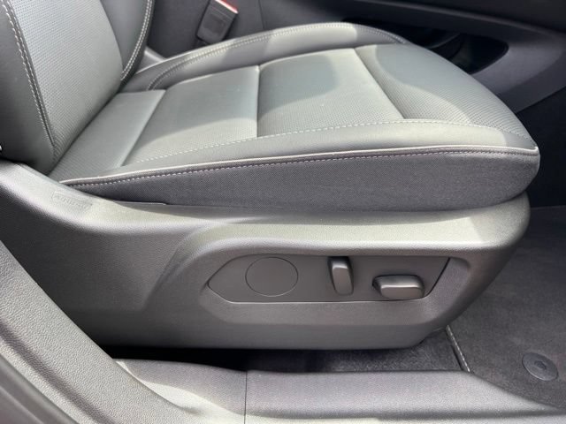 Used 2023 Buick Envision Essence AWD/4WD image 14
