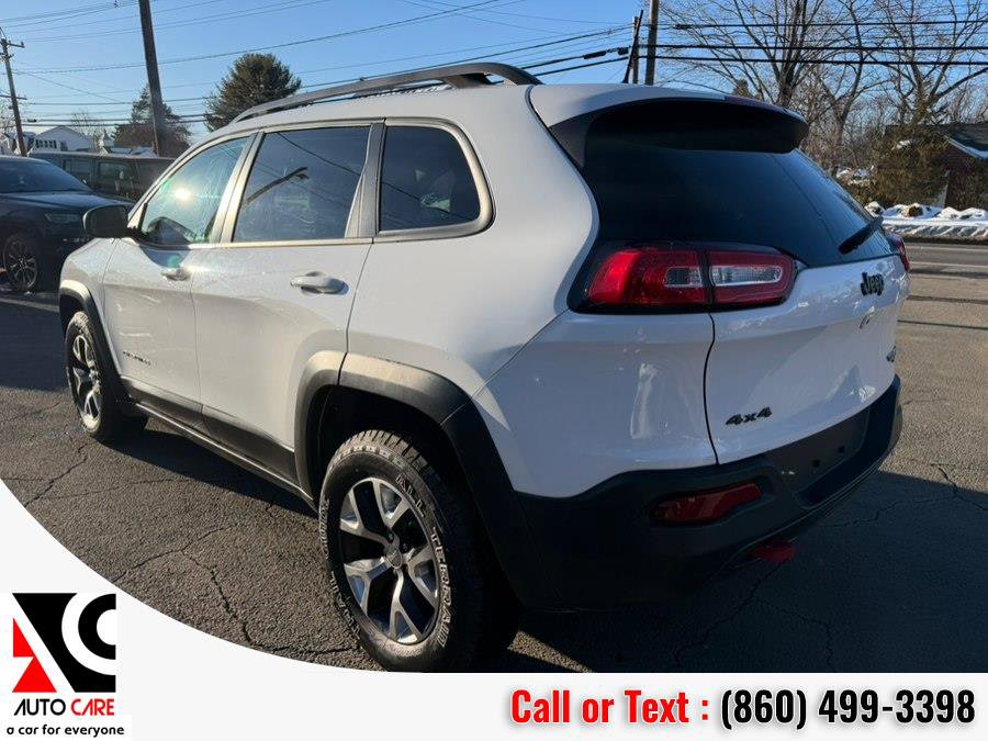 Used 2016 Jeep Cherokee Trailhawk w/ Comfort/Convenience Group AWD/4WD image 6