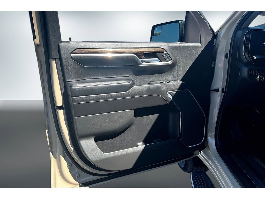 Used 2022 GMC Sierra 1500 Elevation image 18