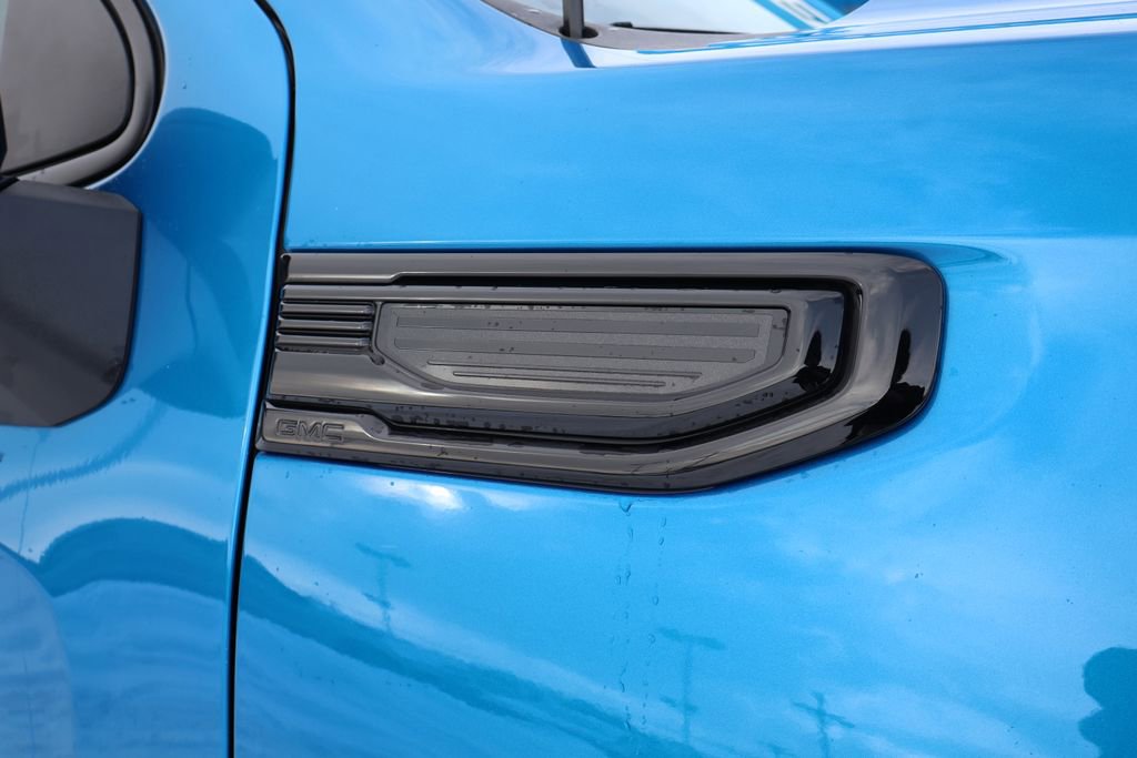 Used 2022 GMC Sierra 1500 Elevation image 2