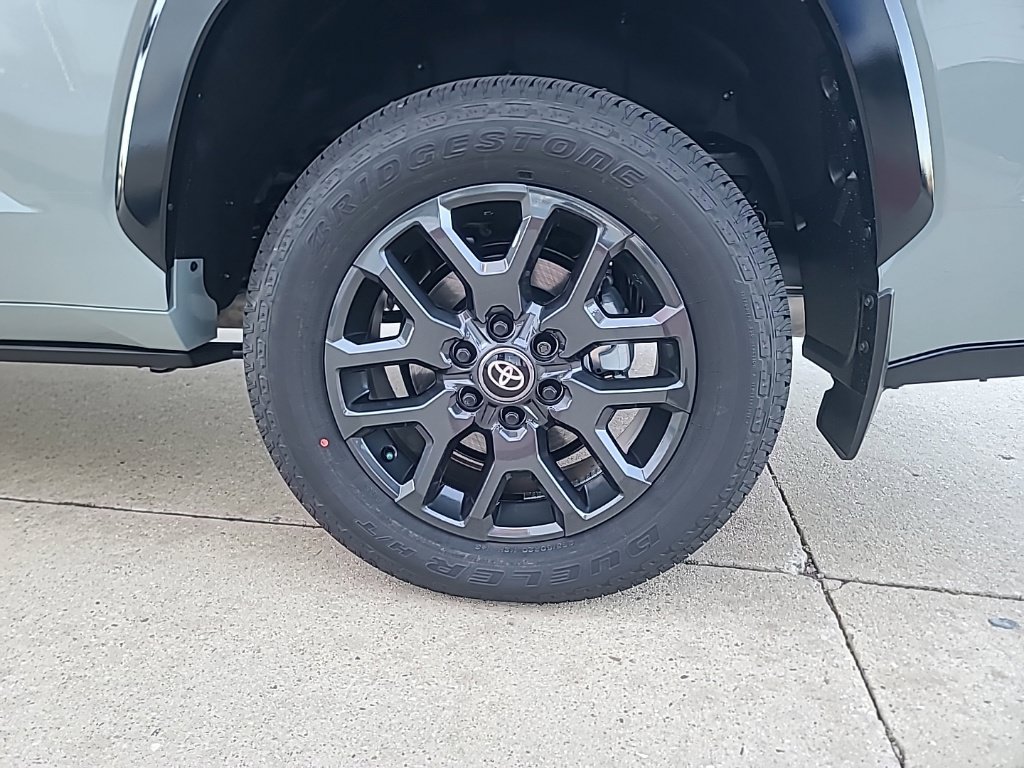 New 2026 Toyota Sequoia Platinum AWD/4WD image 9