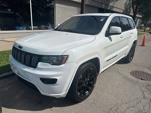 Used 2018 Jeep Grand Cherokee Altitude AWD/4WD image 1