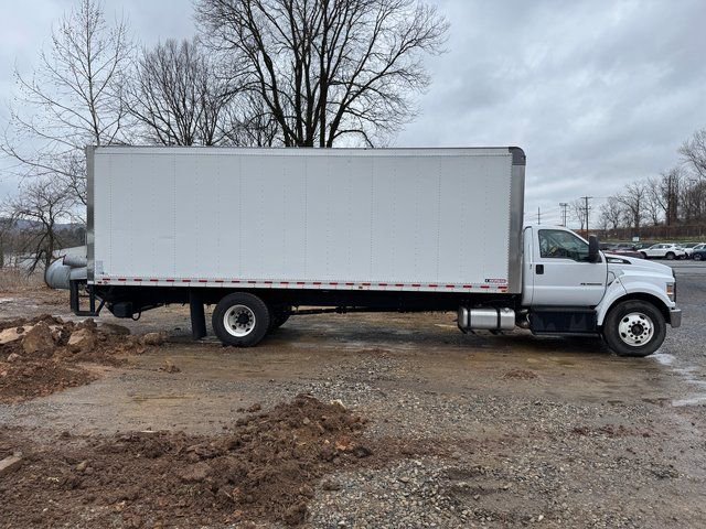 Used 2021 Ford F650 2WD Regular Cab Super Duty image 6