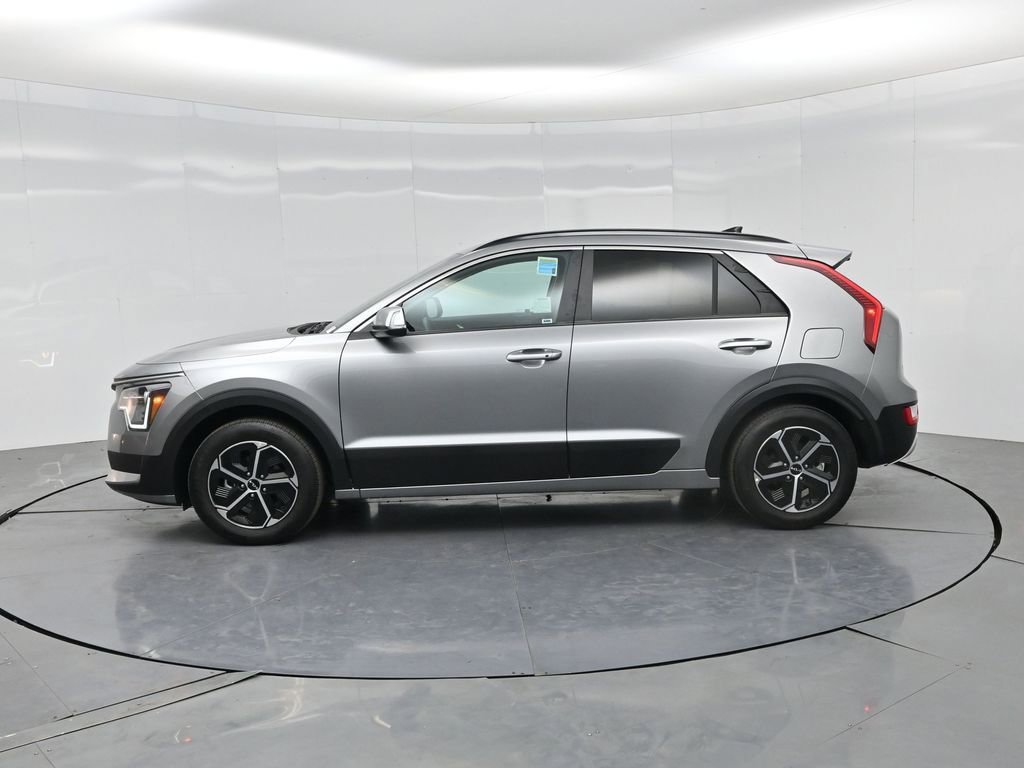 Used 2024 Kia Niro EX FWD image 29