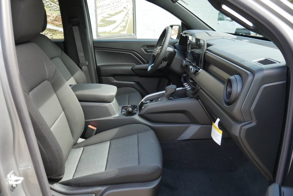 New 2026 Chevrolet Colorado W/T w/ WT Custom Package AWD/4WD image 9