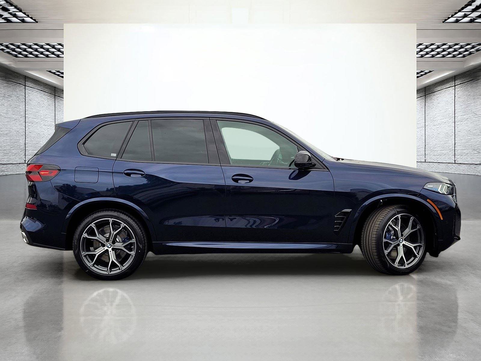 New 2026 BMW X5 M60i w/ Climate Comfort Package AWD/4WD image 5