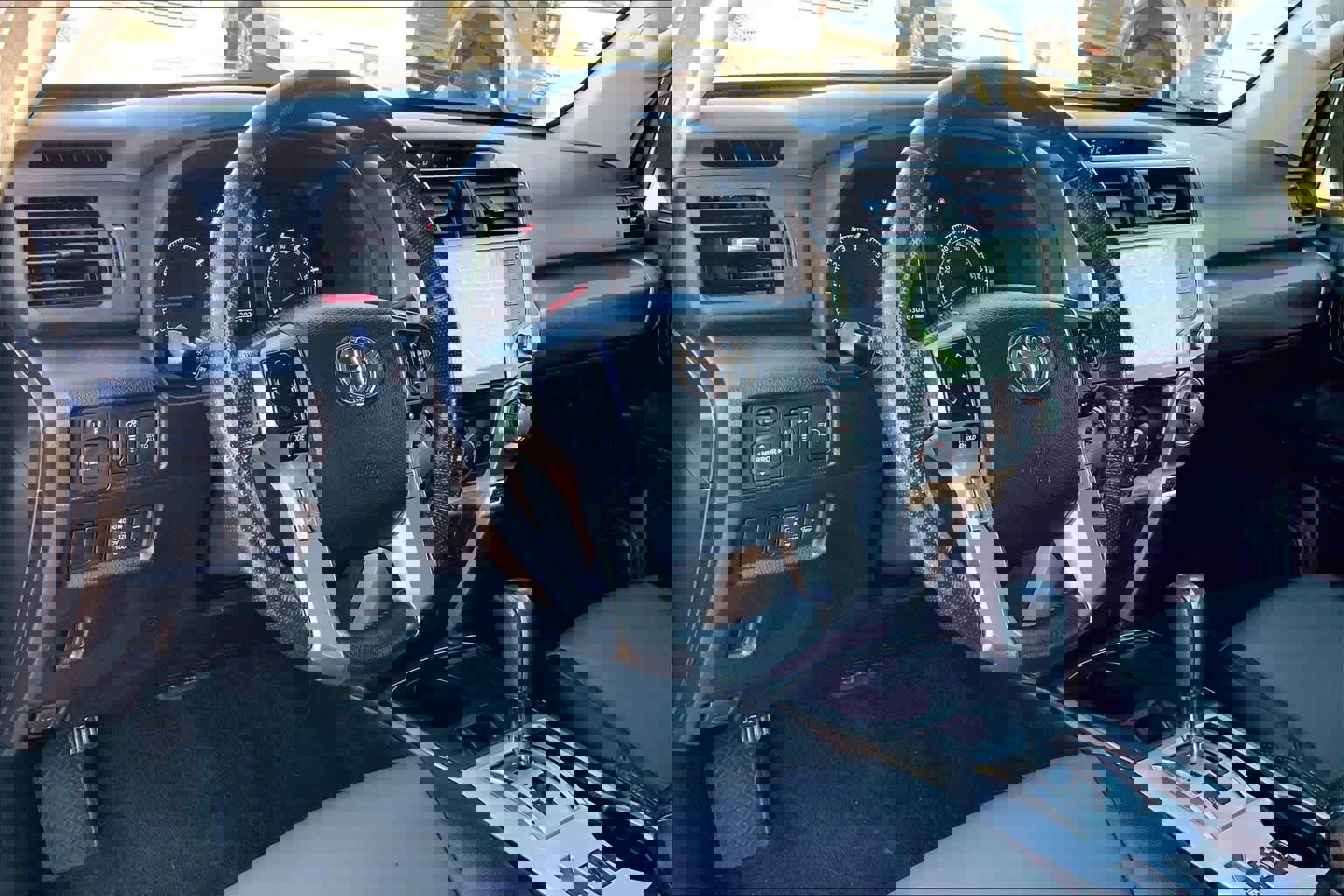 Used 2023 Toyota 4Runner SR5 Premium w/ Moonroof Package image 17