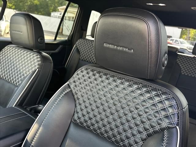 Certified 2025 GMC Acadia Denali w/ Super Cruise Package FWD image 24