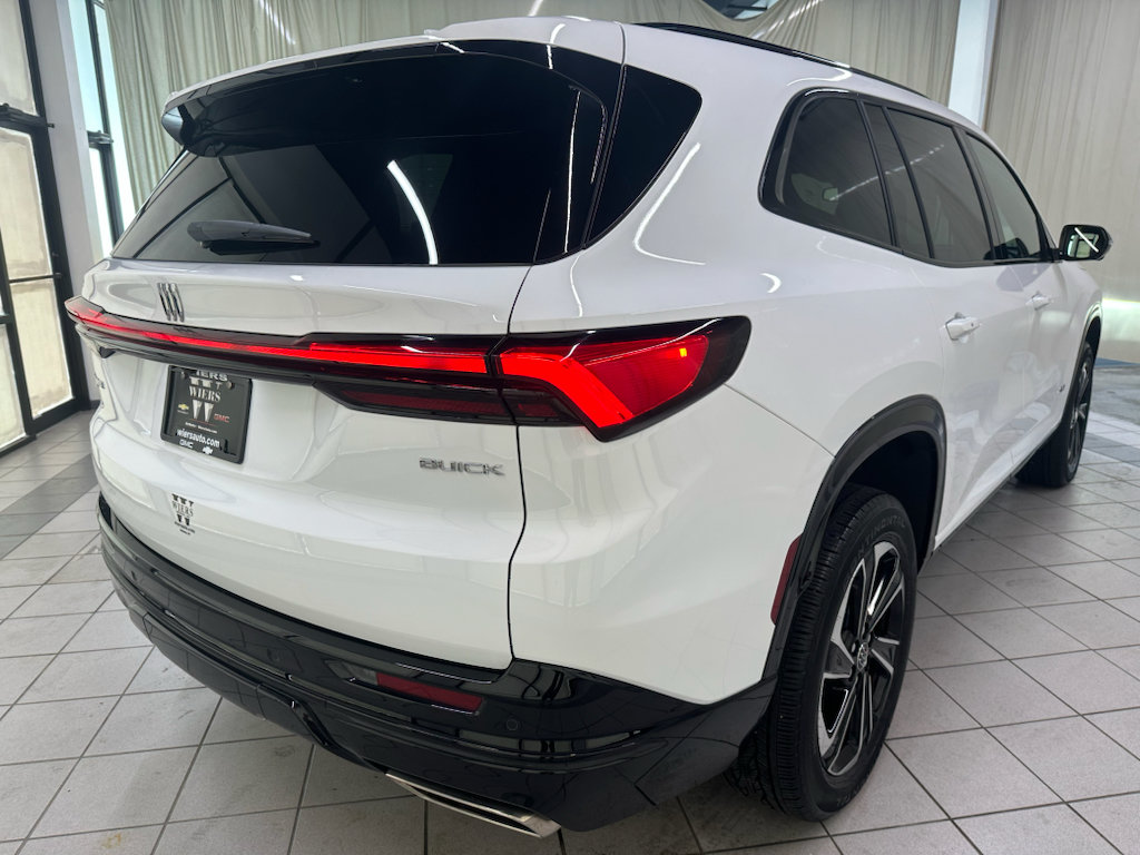 Certified 2026 Buick Enclave Sport Touring AWD/4WD image 5