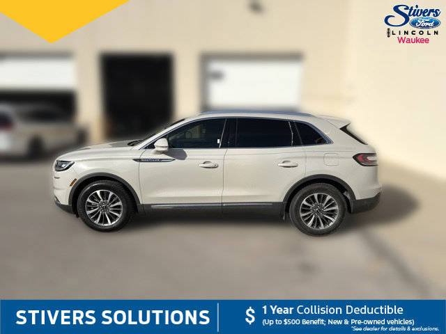 Used 2022 Lincoln Nautilus FWD w/ Premium Package image 10