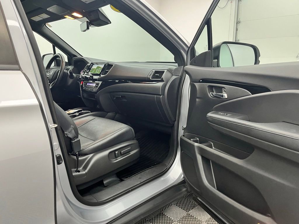 Used 2019 Honda Passport Touring image 33
