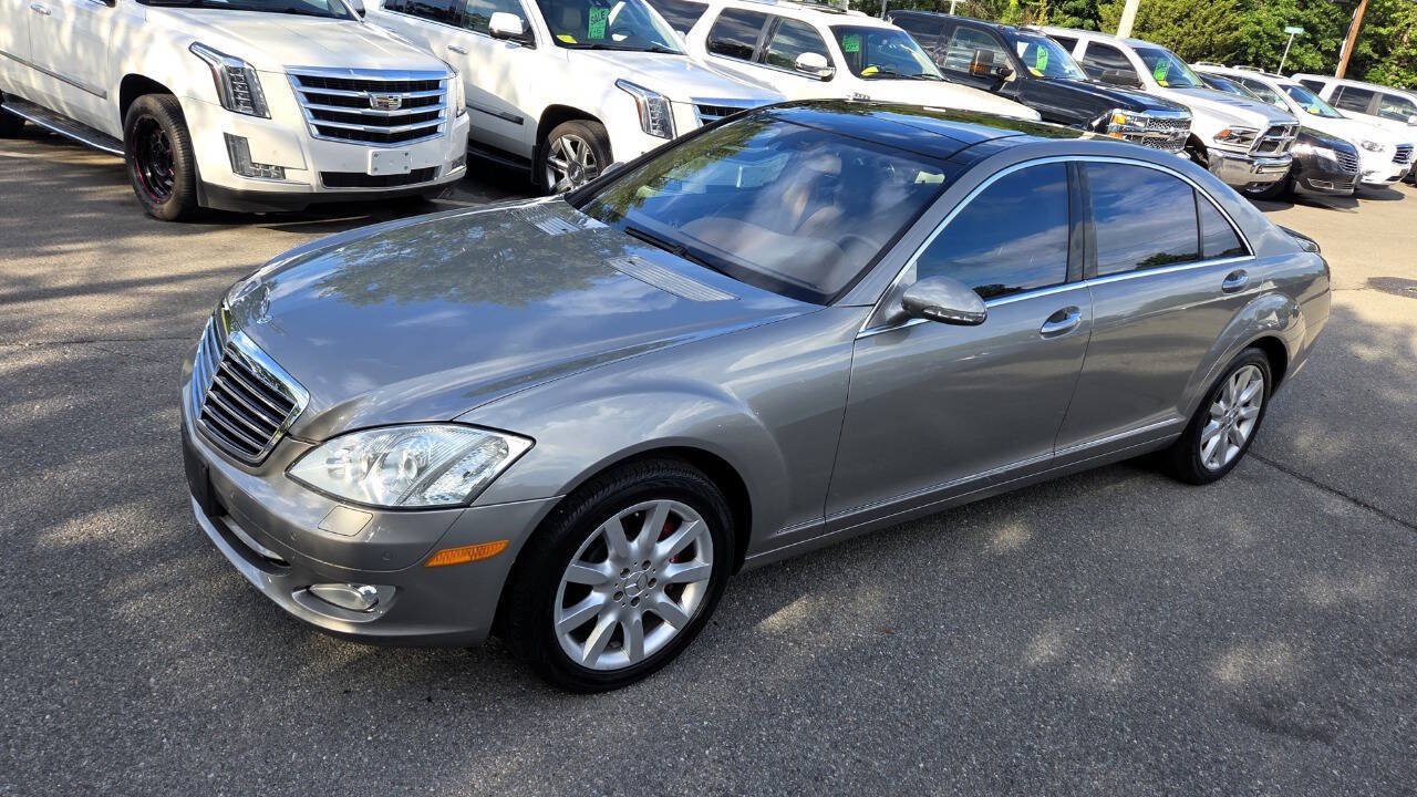 Used 2007 Mercedes-Benz S 550 4MATIC image 2