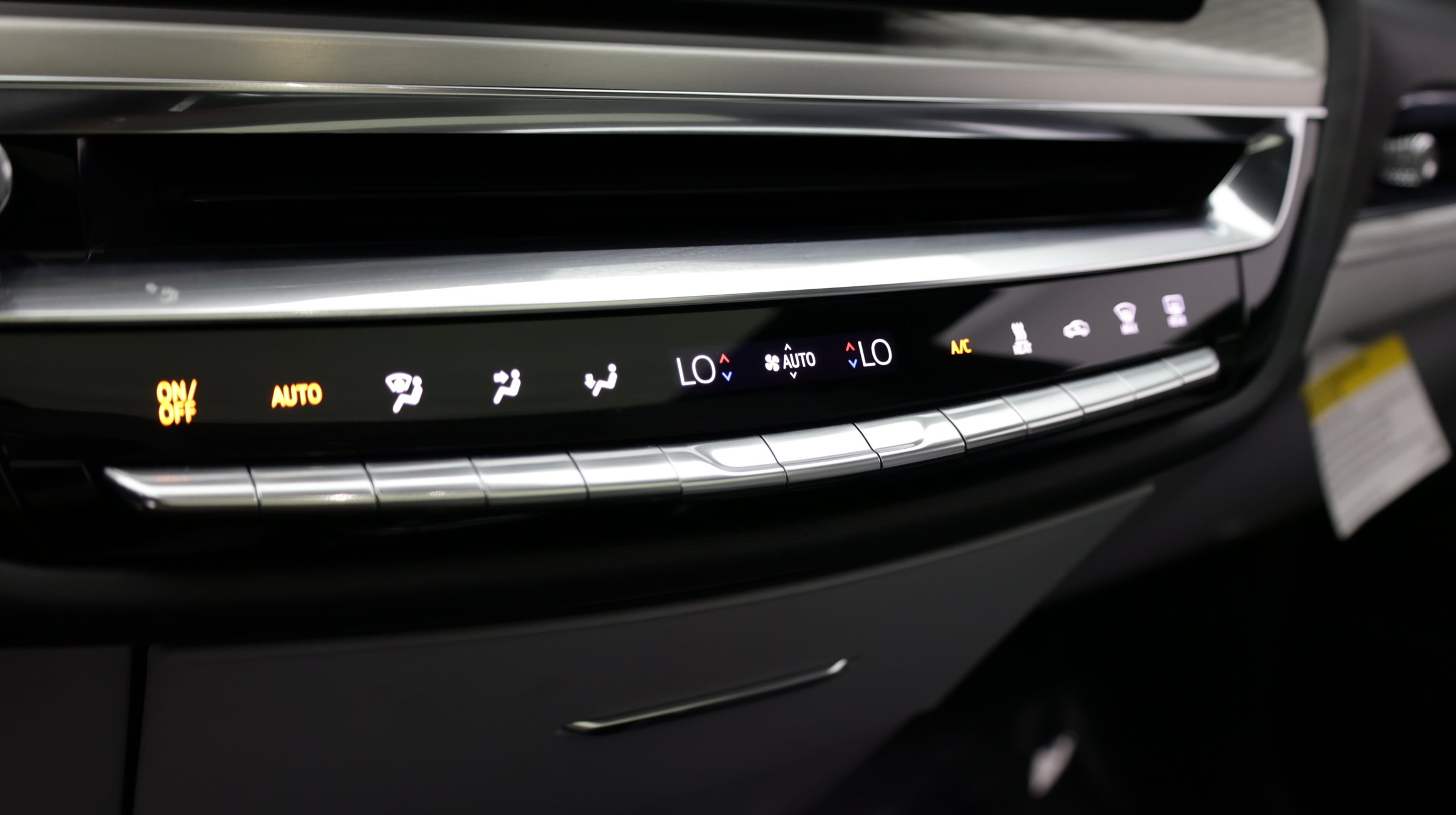 Used 2024 Cadillac Lyriq Luxury RWD image 23