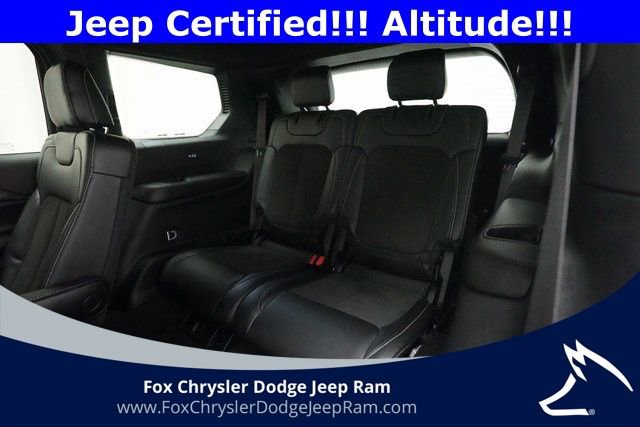 Certified 2023 Jeep Grand Cherokee L Laredo image 17