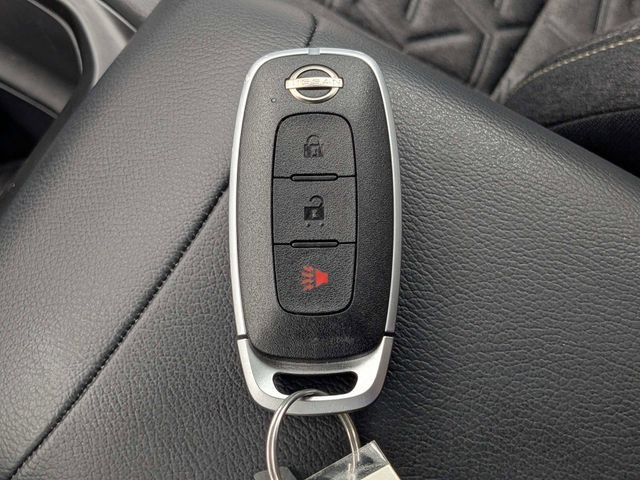Used 2025 Nissan Kicks SV FWD image 29
