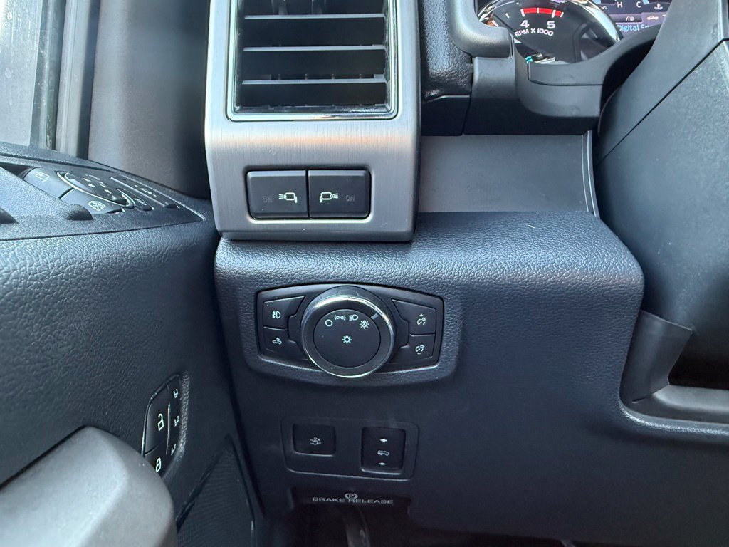 Used 2022 Ford F250 Platinum AWD/4WD image 13