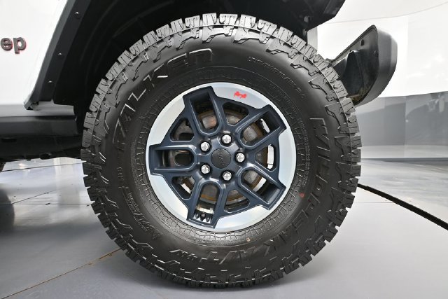 Used 2019 Jeep Wrangler Unlimited Rubicon AWD/4WD image 13