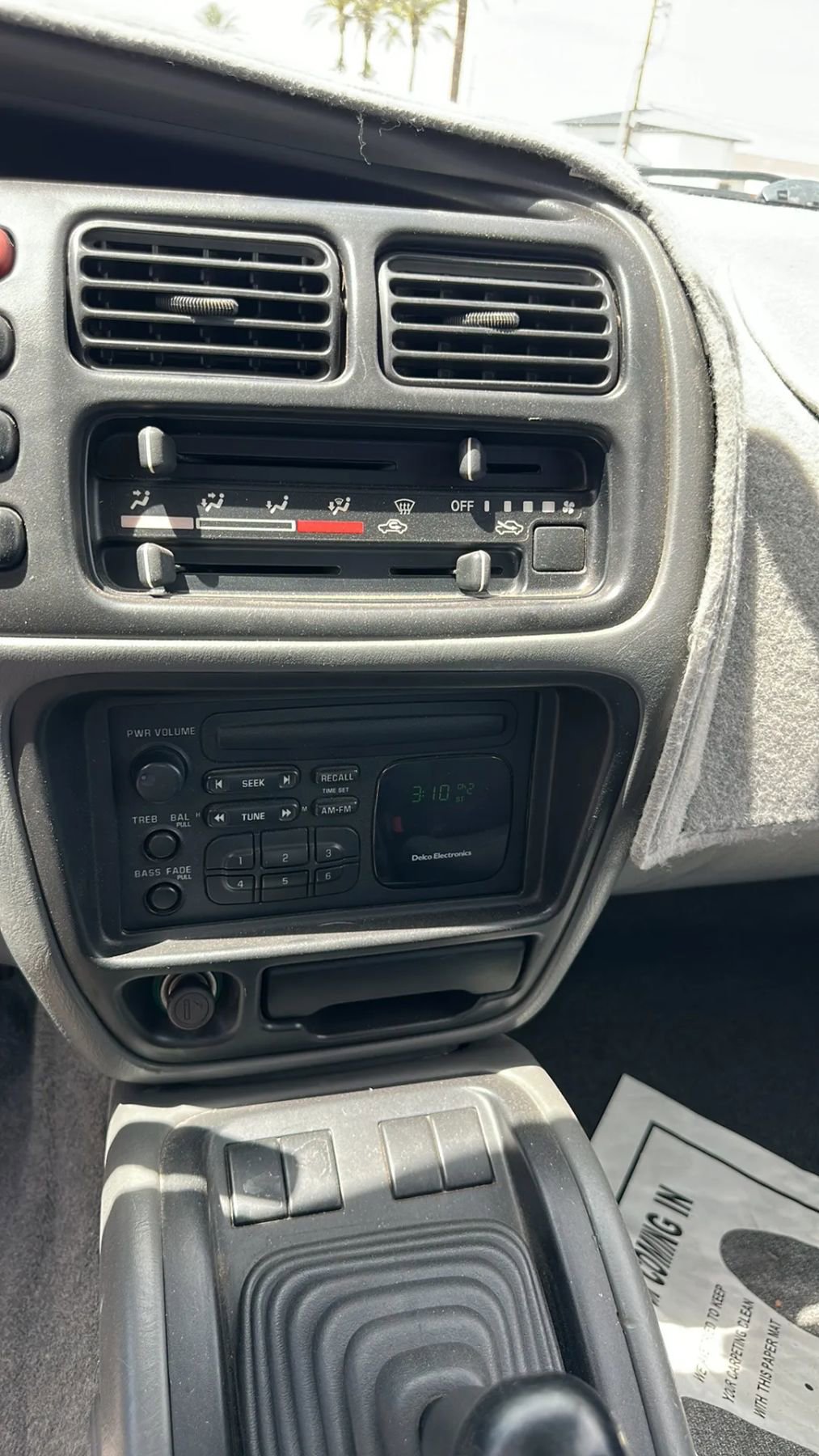 Used 1999 Chevrolet Tracker 2WD Convertible image 32