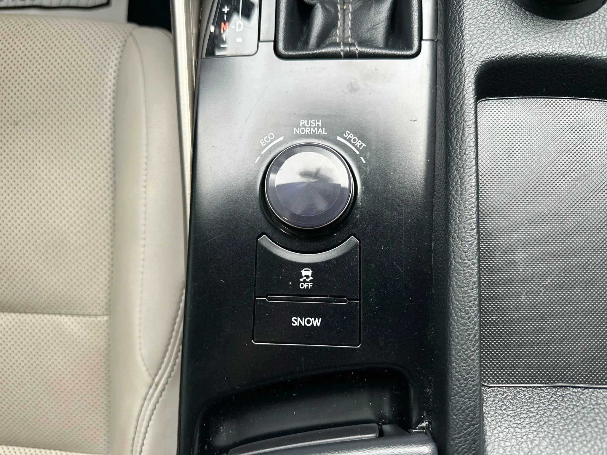 Used 2014 Lexus IS 250 AWD image 17