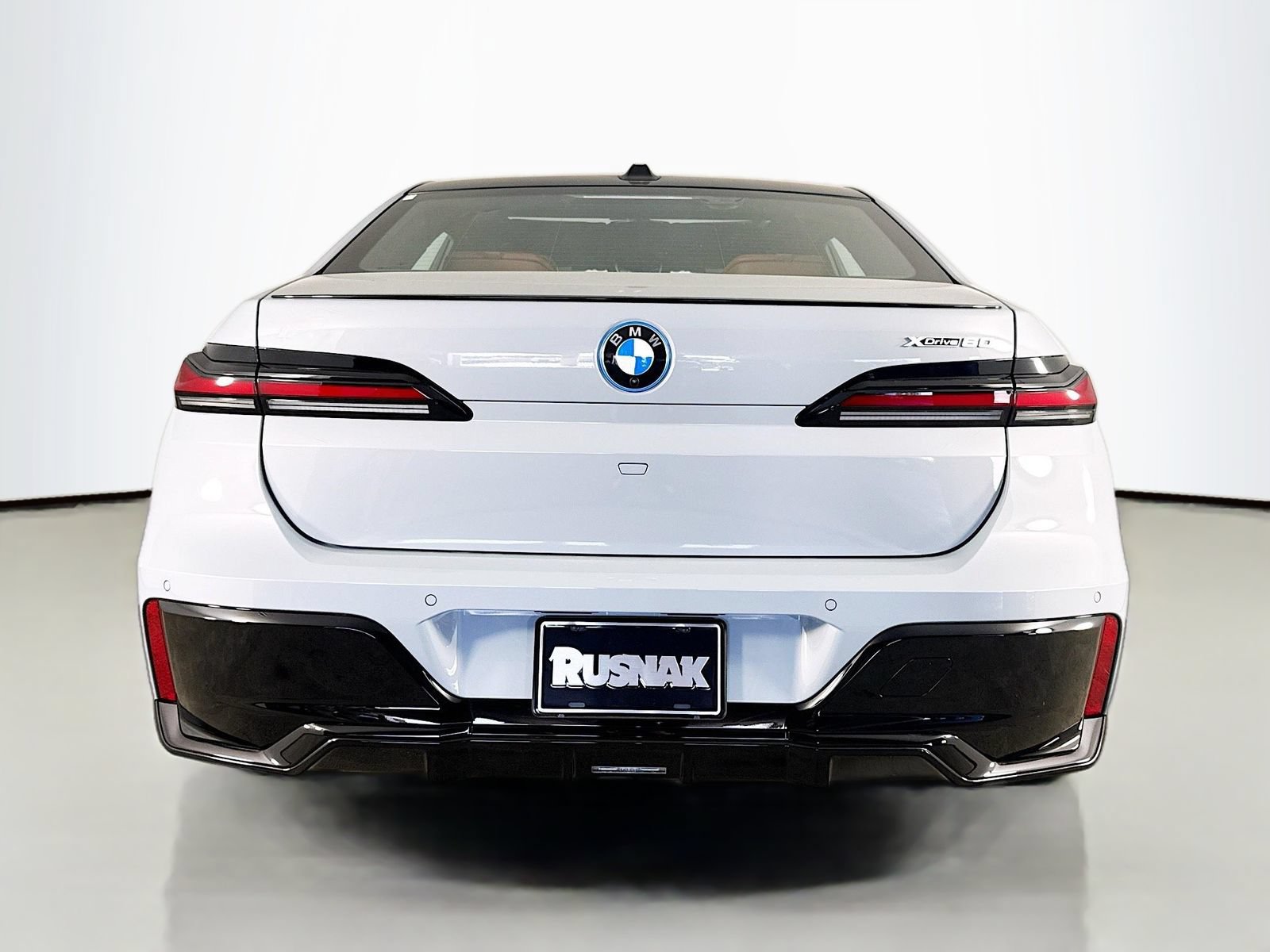 New 2026 BMW i7 xDrive60 w/ Executive Package AWD/4WD image 6