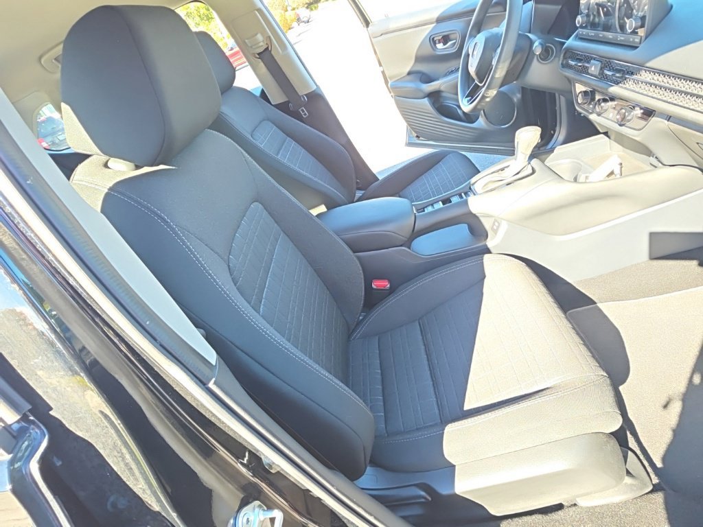Used 2025 Honda HR-V LX image 26
