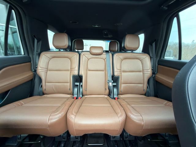 Used 2024 Lincoln Navigator Reserve w/ Monochromatic Package AWD/4WD image 36