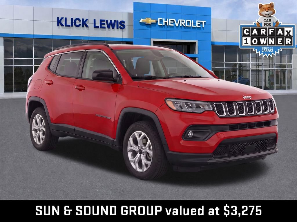 Used 2025 Jeep Compass Latitude w/ Sun & Sound Group