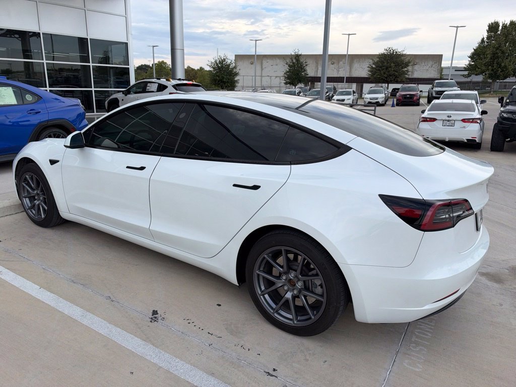 Used 2023 Tesla Model 3 Standard Range RWD image 4