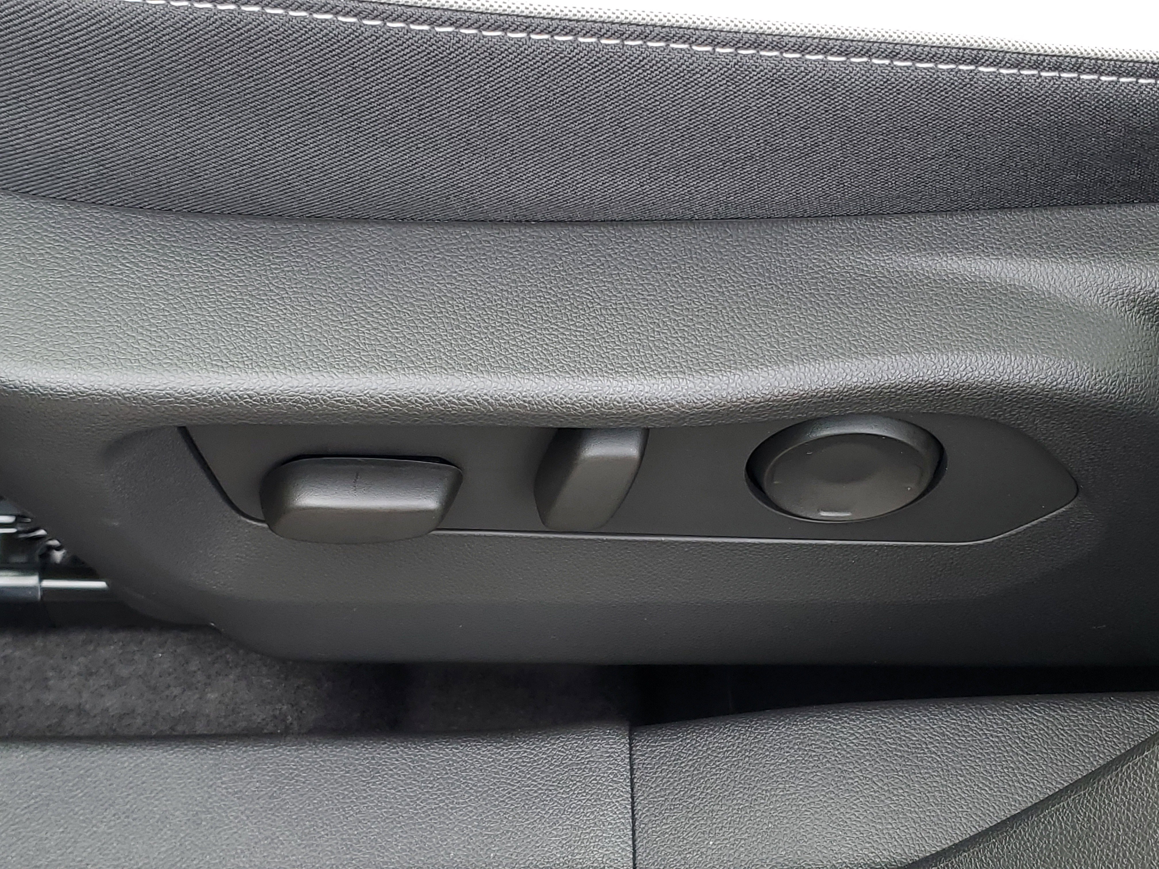 New 2026 Buick Envision Sport Touring image 28