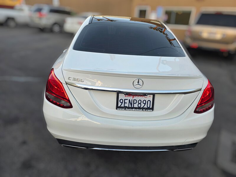 Used 2018 Mercedes-Benz C 300 Sedan w/ Multimedia Package image 9