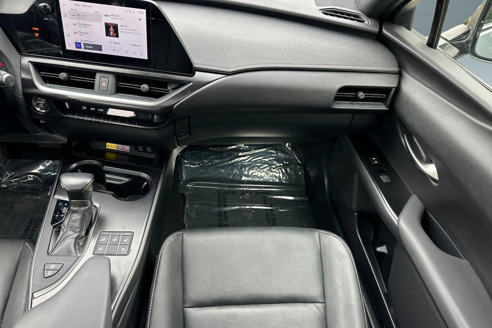 Certified 2024 Lexus UX 250h F Sport FWD image 28