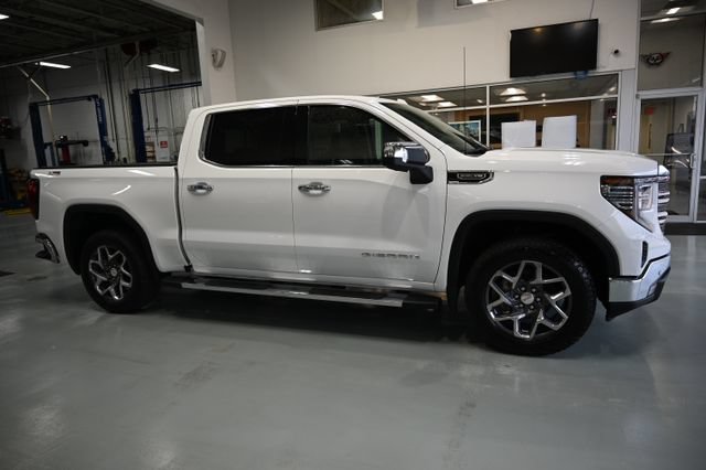 New 2026 GMC Sierra 1500 SLT w/ SLT Premium Plus Package AWD/4WD image 4