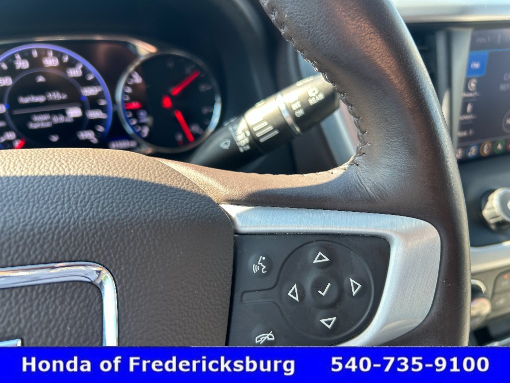 Used 2022 GMC Acadia SLT w/ Technology Package AWD/4WD image 19