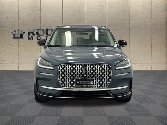 Used 2023 Lincoln Corsair AWD image 3