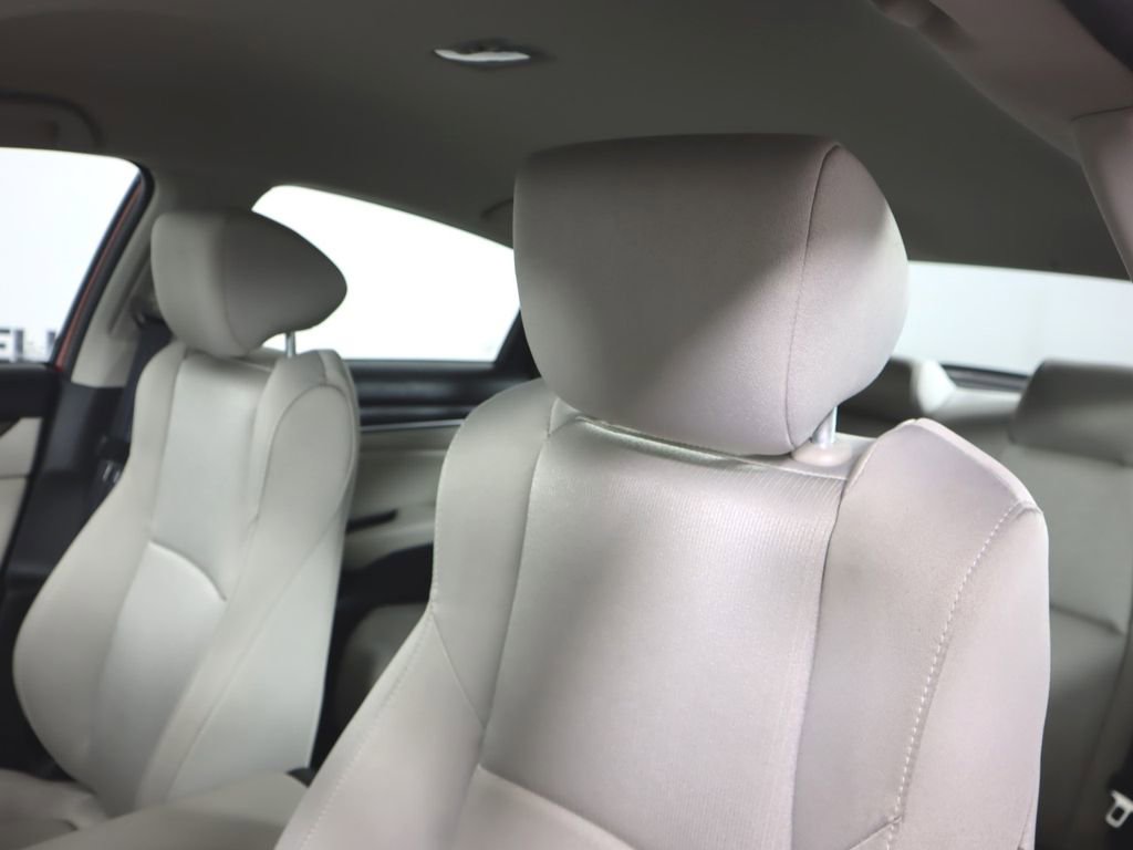 Used 2022 Honda Accord LX image 22