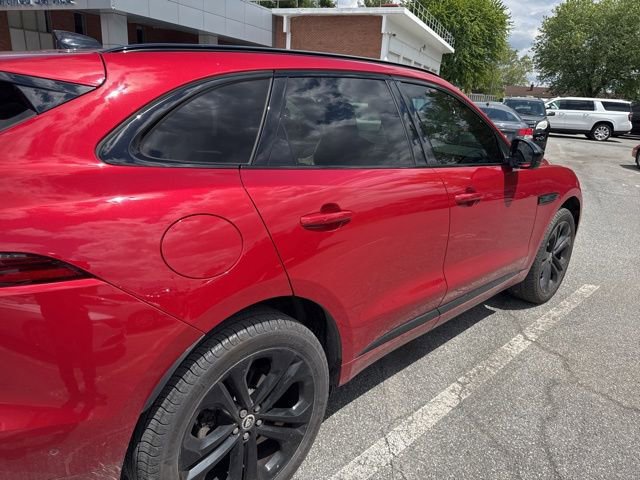 Used 2025 Jaguar F-PACE R-Dynamic S AWD/4WD image 5