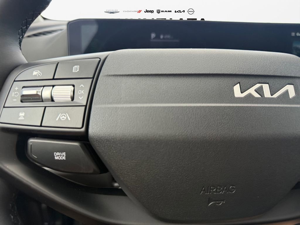 New 2026 Kia Sportage EX image 25