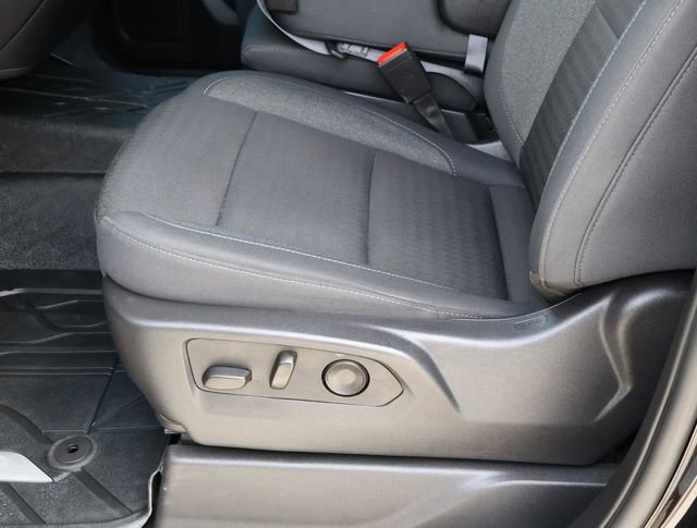 Used 2025 Chevrolet Silverado 1500 Custom image 15