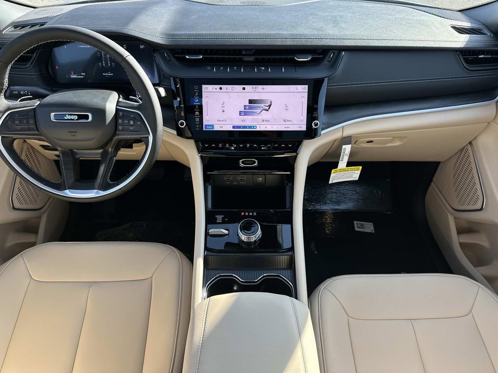 New 2026 Jeep Grand Cherokee Limited AWD/4WD image 11
