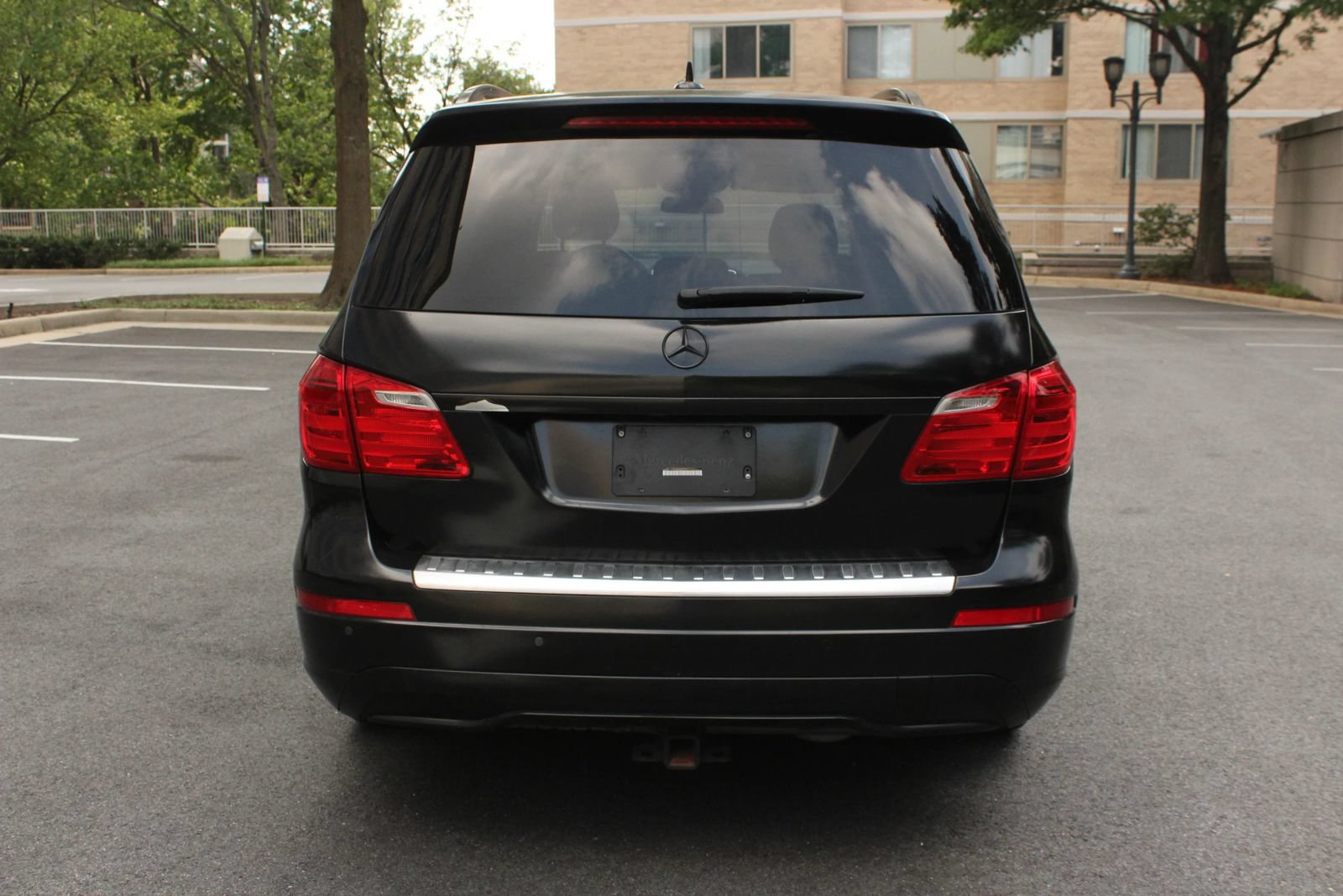 Used 2016 Mercedes-Benz GL 320 BlueTEC 4MATIC w/ Premium I Package image 8