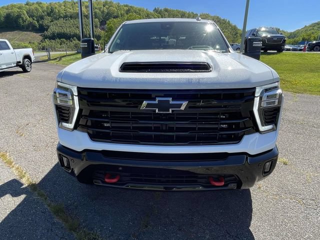 New 2026 Chevrolet Silverado 2500 LTZ w/ LTZ Plus Package AWD/4WD image 2