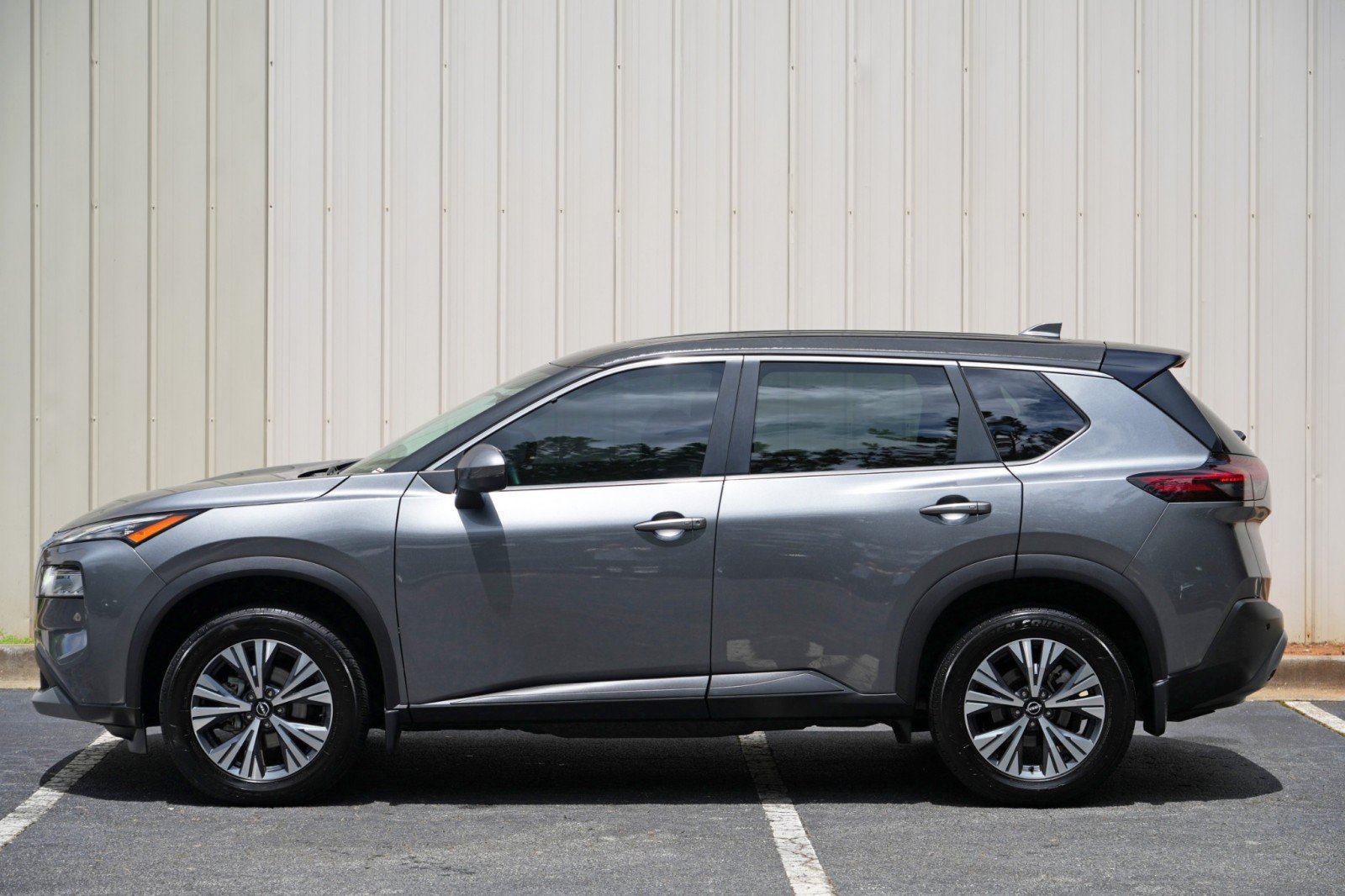 Used 2022 Nissan Rogue SV FWD image 43