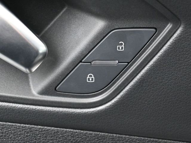 Used 2023 Audi Q3 2.0T Premium Plus w/ Premium Plus Package image 15