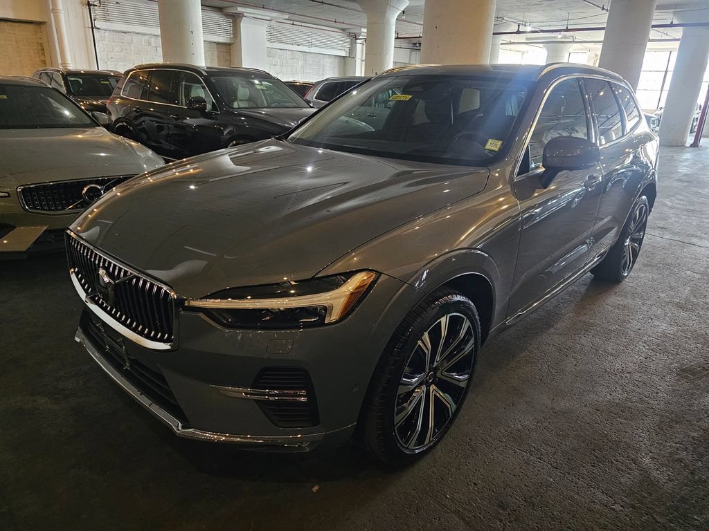 Certified 2023 Volvo XC60 B5 Ultimate AWD/4WD image 1