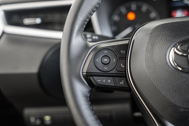 Used 2024 Toyota Corolla SE image 27